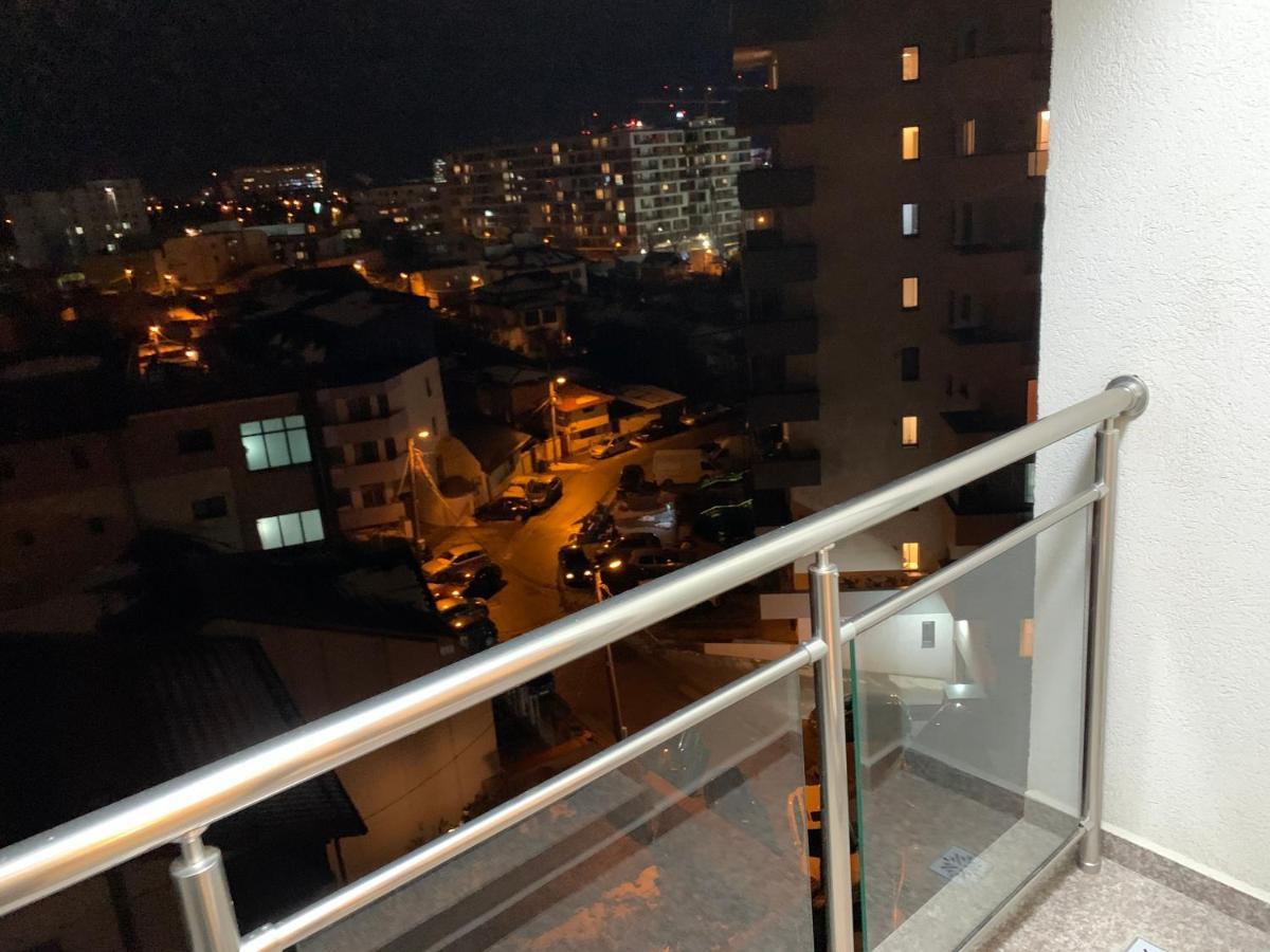Ray Luxury Apartment Close To Presidential Palace ブカレスト エクステリア 写真